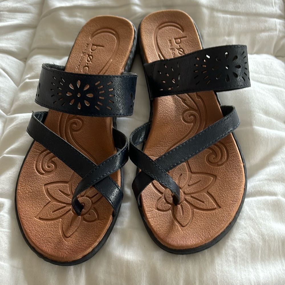 boc Black and Tan Floral-Embossed Slide Sandals